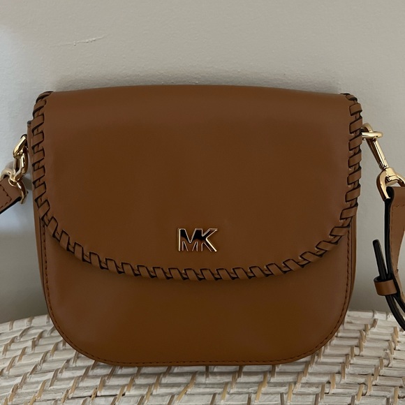 Michael Kors Half Dome Whipstitch Saddle Flap - WORN ONCE! - Picture 2 of 7